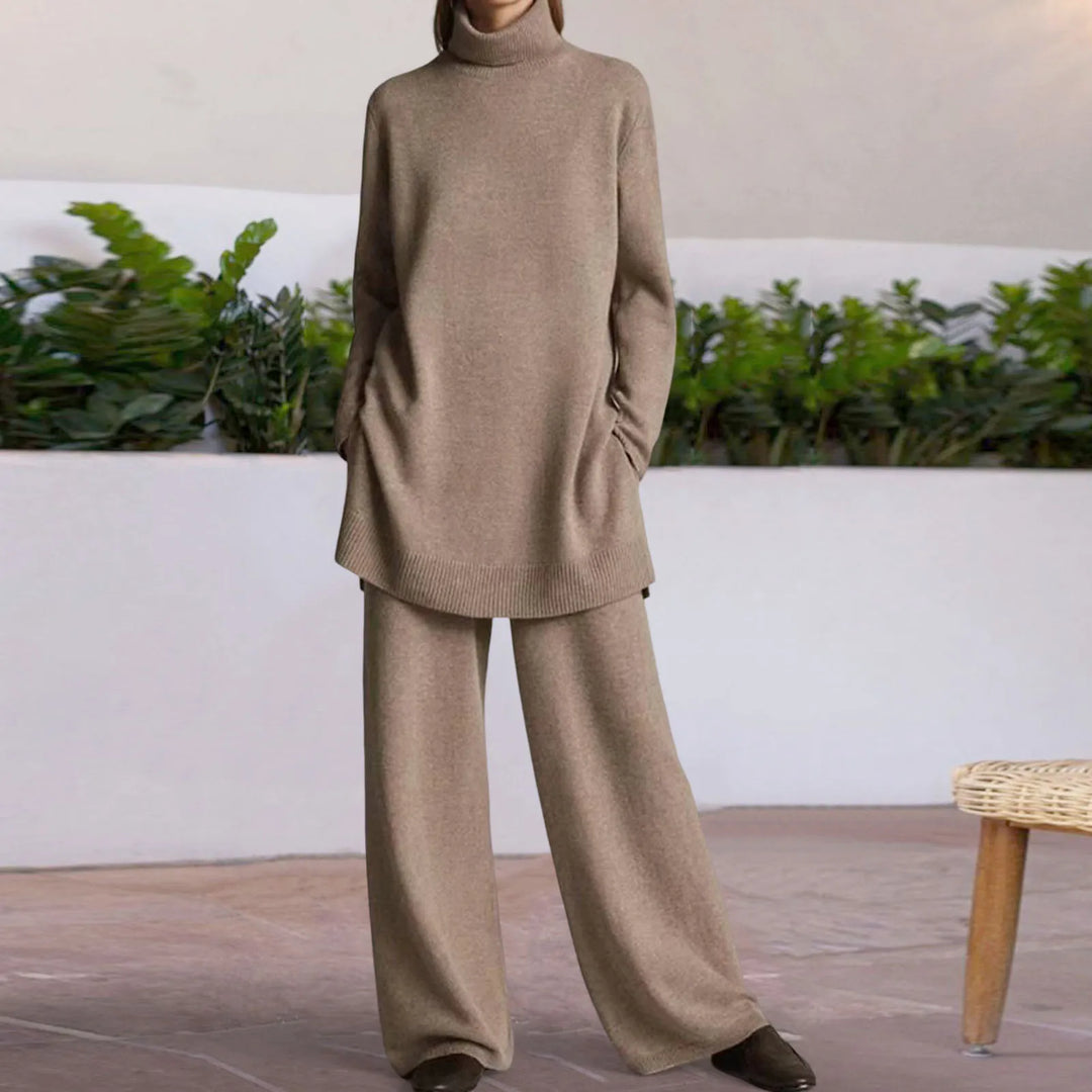 Julia - Stylish and Comfortable Ensemble