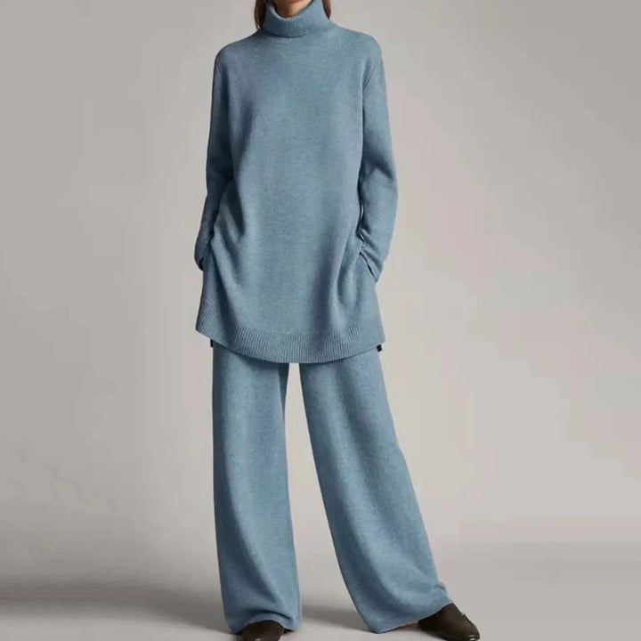Julia - Stylish and Comfortable Ensemble
